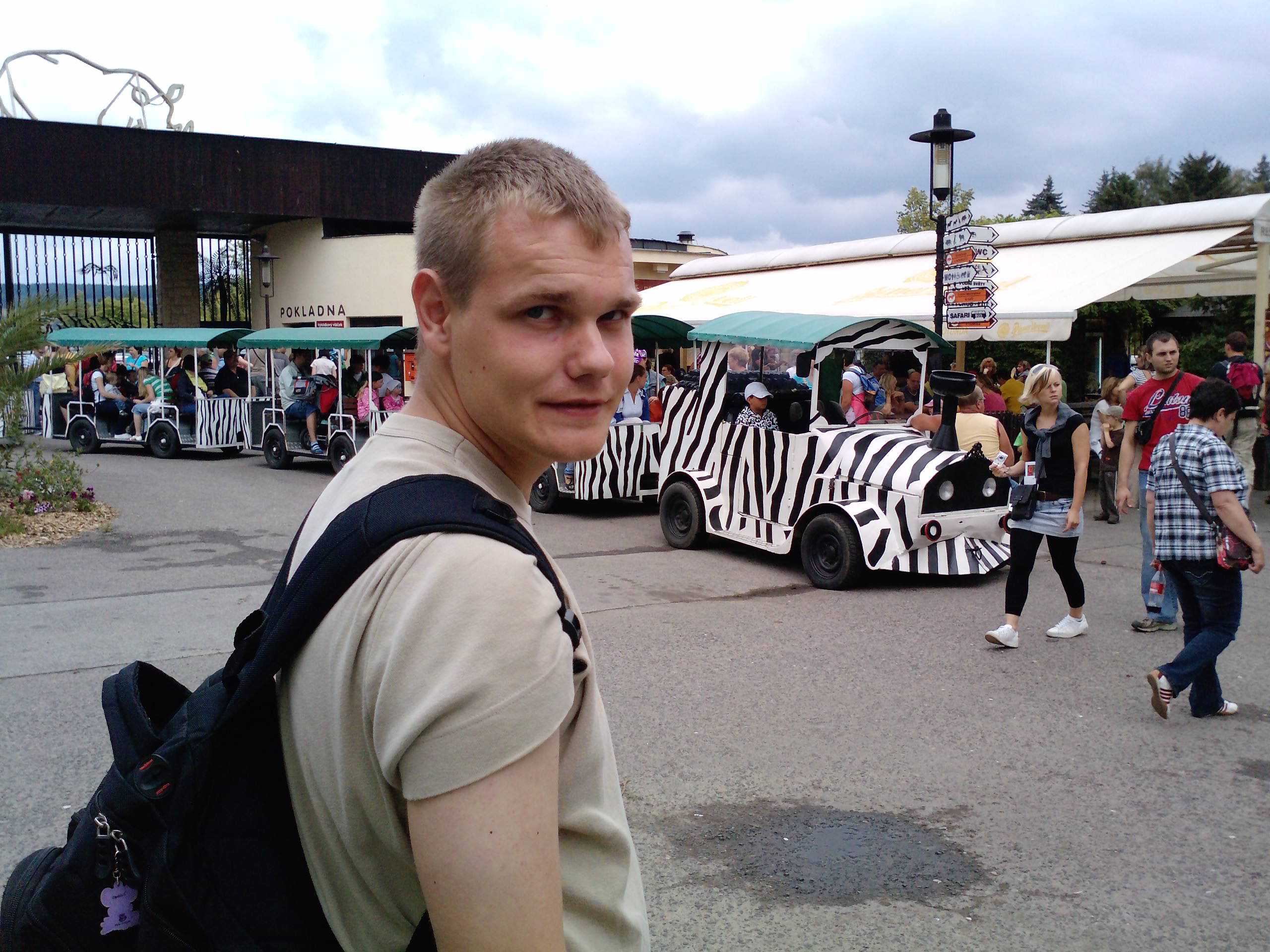 P1212_06-07-10.JPG